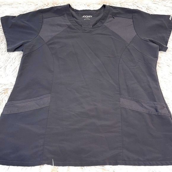 Jockey Gray Scrub Top - Picture 1 of 6